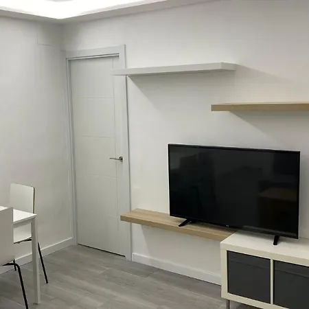 Fantastico Bajo Con Patio Junto A La Playa Apartment